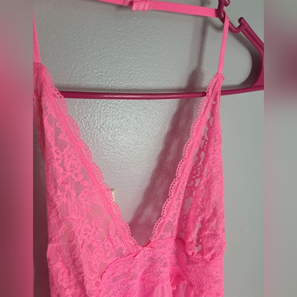 Victoria Secret Sheer Pink Lingerie Size Large - Picture 3 of 7